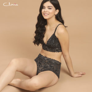 Non-Padded Non-Wired Demi Cup Plunge Bralette & Boyshorts