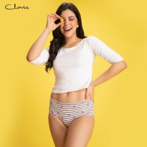 High waist hipsters