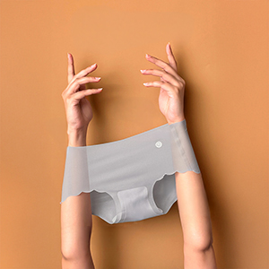 Why are seamless panties the perfect choice for bodycon dresses